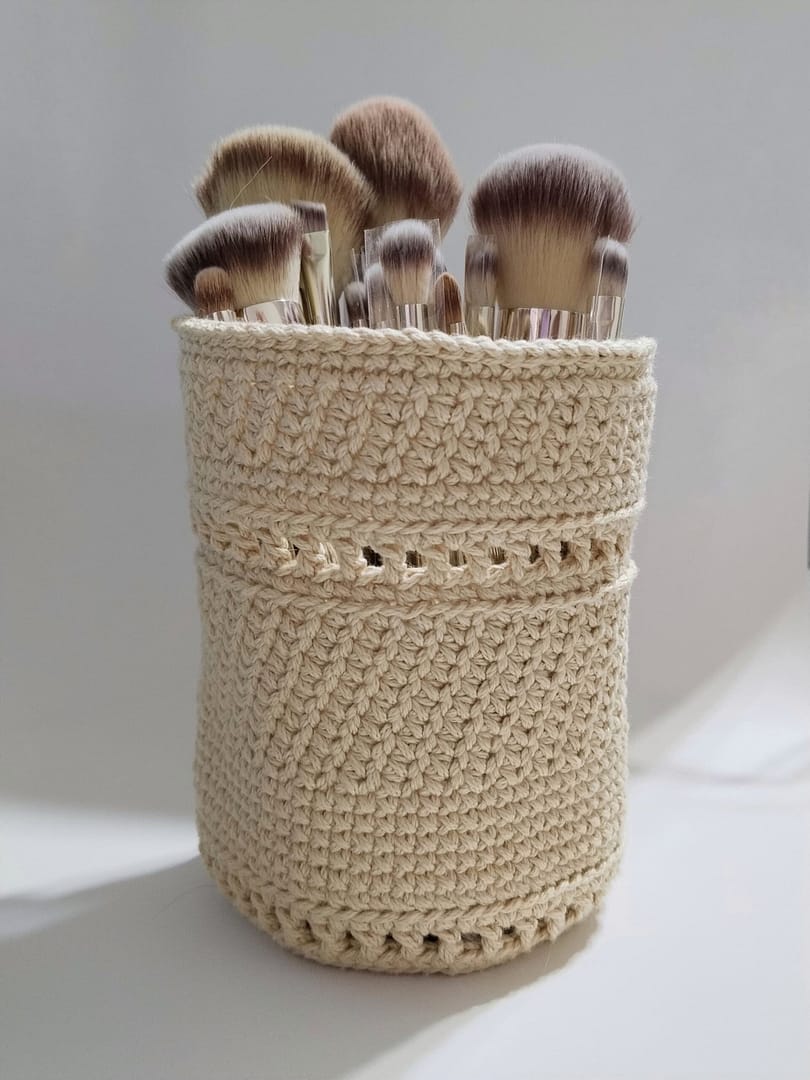 Makeup Brush Storage Basket